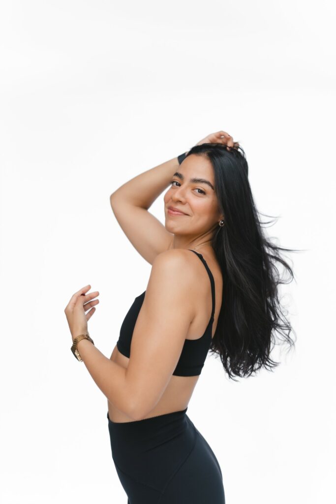 Raquel, Coach